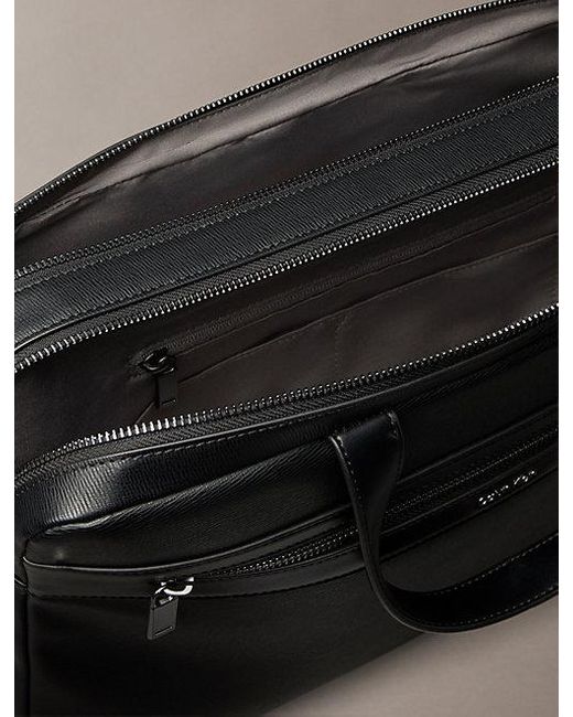 Calvin Klein Strukturierte Pendlertasche Mit Reißverschluss in Gray für Herren
