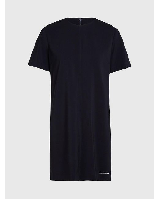 Mini robe-tube relaxed en crêpe Calvin Klein en coloris Black