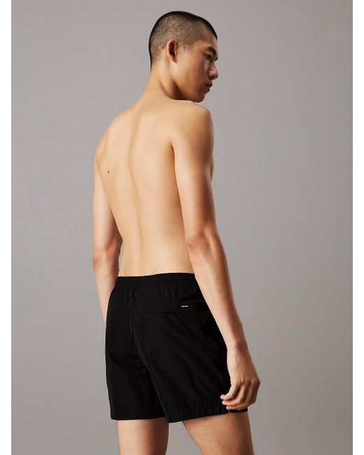 Short De Bain Mi-Long Avec Cordon De Serrage Calvin Klein pour homme en coloris Gray