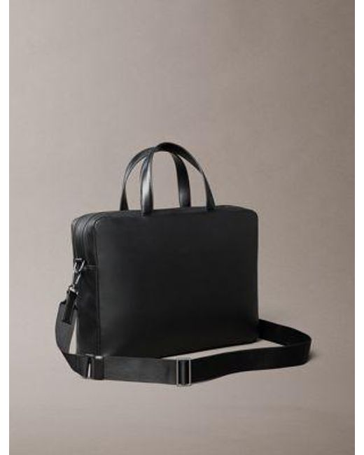 Bolsa de viaje con cremallera texturizada Calvin Klein de hombre de color Gray