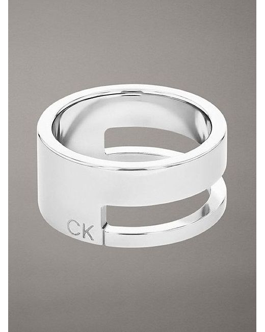 Calvin Klein Gray Minimalistischer Ring Aus Edelstahl