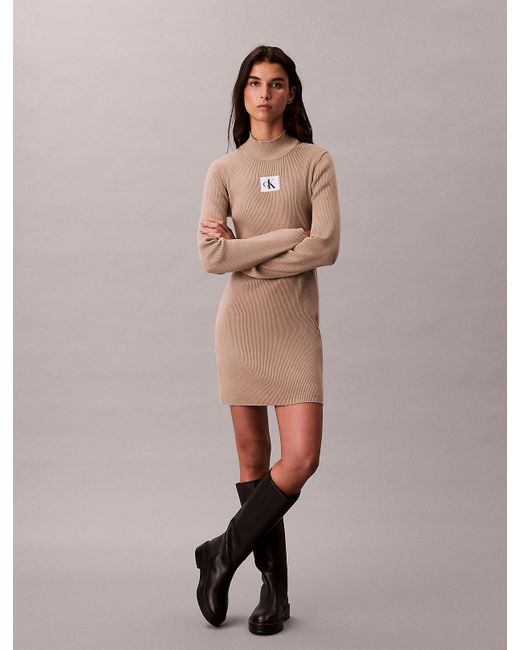 Abito A Collo Alto di Calvin Klein in Brown