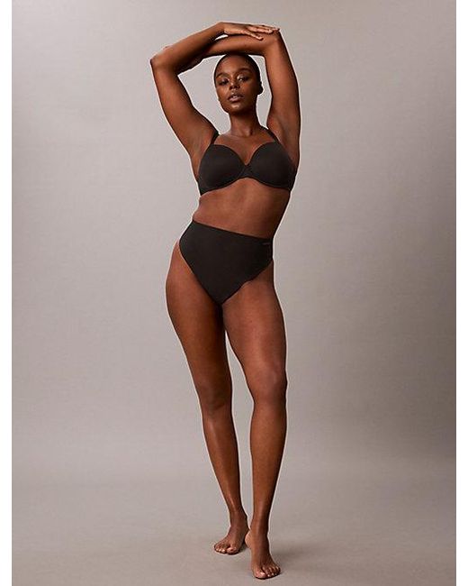Calvin Klein Vormende Shapewear String in het Brown