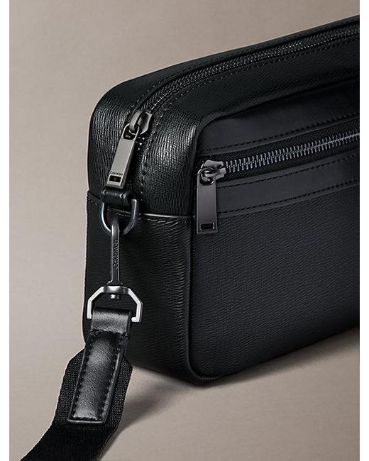 Calvin Klein Strukturierte Camera Bag Mit Reißverschluss in Gray für Herren