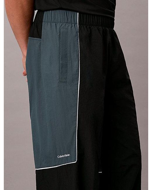Calvin Klein Multicolor Sport Water Resistant Travel Gym Trousers for men