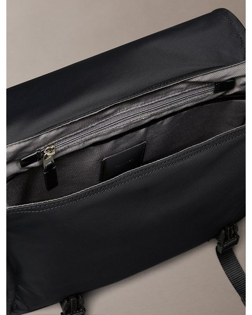 Borsa Messenger di Calvin Klein in Gray da Uomo