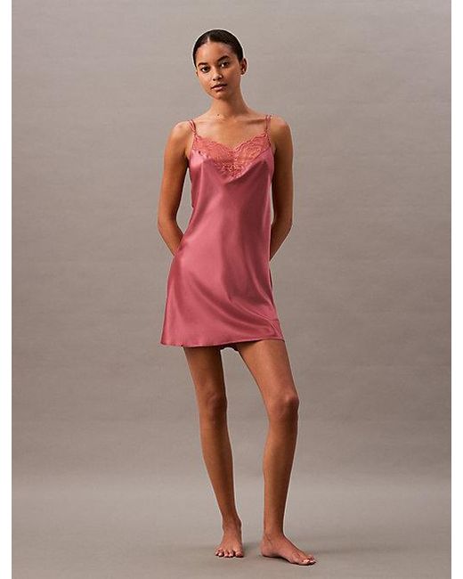 Camisón - Satin Sheen Calvin Klein de color Pink