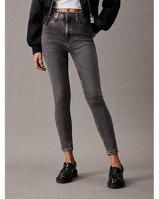 Calvin Klein High Rise Super Skinny Enkellange Jeans in het Gray