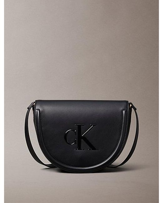 Calvin Klein Black Satteltasche Mit Monogramm-Logo-Prägung