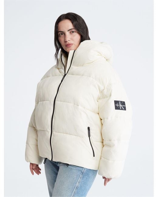 Calvin Klein Plus Size Repreve® Boxy Hooded Puffer Jacket in Natural | Lyst