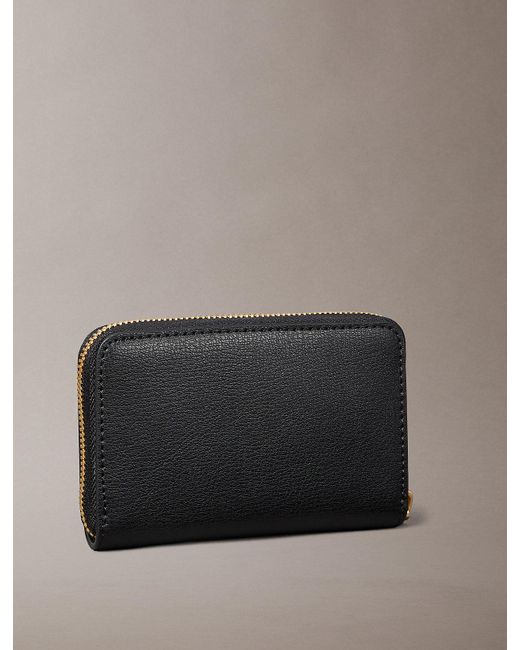 Portafoglio Con Zip Quadrato Con Logo Laminato di Calvin Klein in Gray