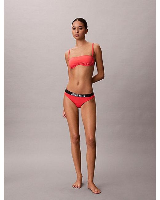 Calvin Klein Balconette Bikinitop in het Red
