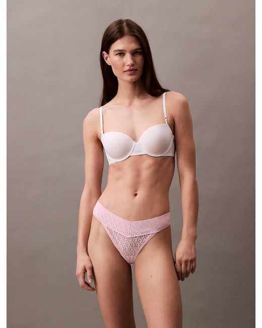 String Taille Basse Calvin Klein en coloris Brown