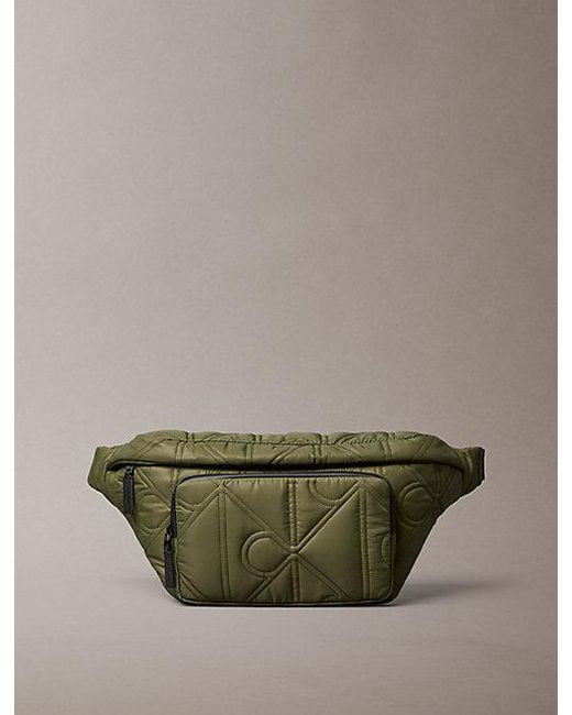 Calvin Klein Puffer Sling Bag Met Monogram-Logo in het Green voor heren
