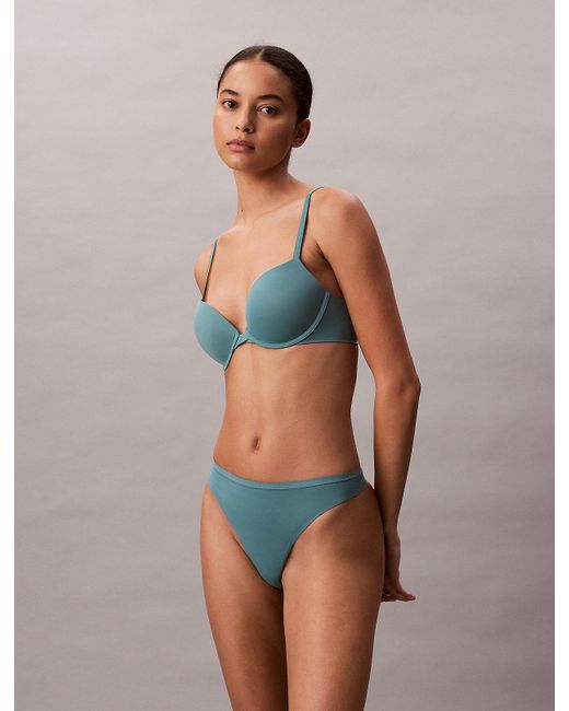 String Calvin Klein en coloris Multicolor