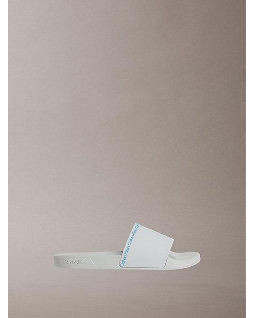 Calvin Klein Konturierte Logo-Slippers in Multicolor für Herren
