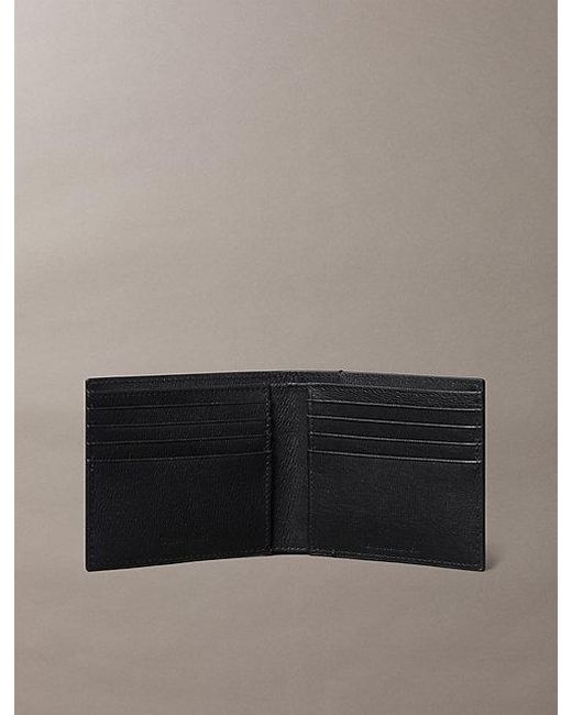 Calvin Klein Saffiano Leren Bifold Portemonnee in het Gray voor heren