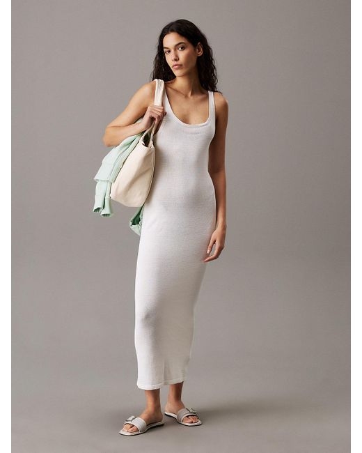 Robe Longue En Maille Douce À Nouer Dans Le Dos Calvin Klein en coloris Gray