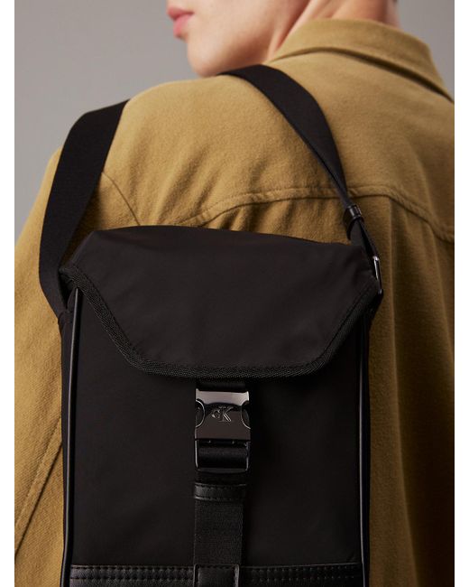 Borsa Reporter Piatta di Calvin Klein in Black da Uomo