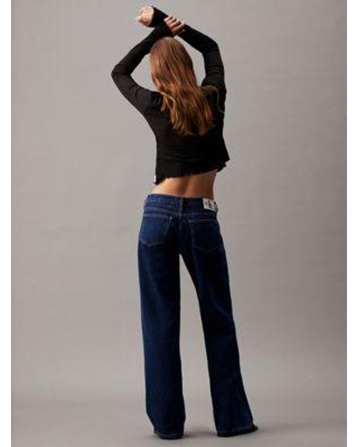 Calvin Klein Blue Baggy Jeans mit extrem niedriger Leibhöhe
