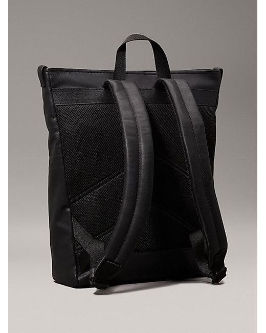 Calvin Klein Eckiger Rucksack Mit Reißverschluss Oben in Gray für Herren