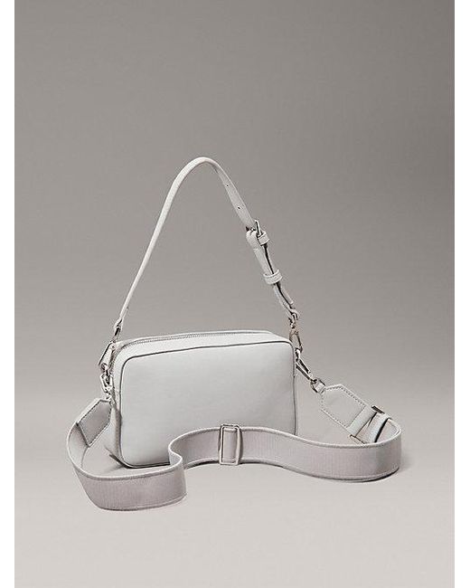 Calvin Klein Gray Wandelbare Camera Bag Mit Logo