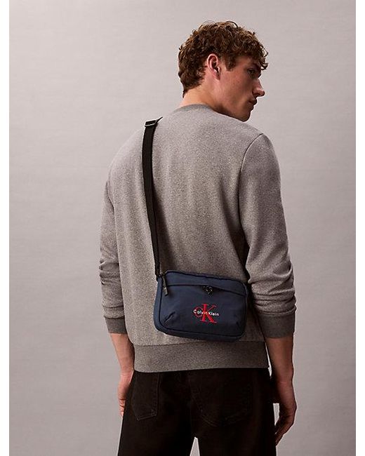 Calvin Klein Wasserabweisende Crossbody-Kameratasche Aus Twill in Blue für Herren