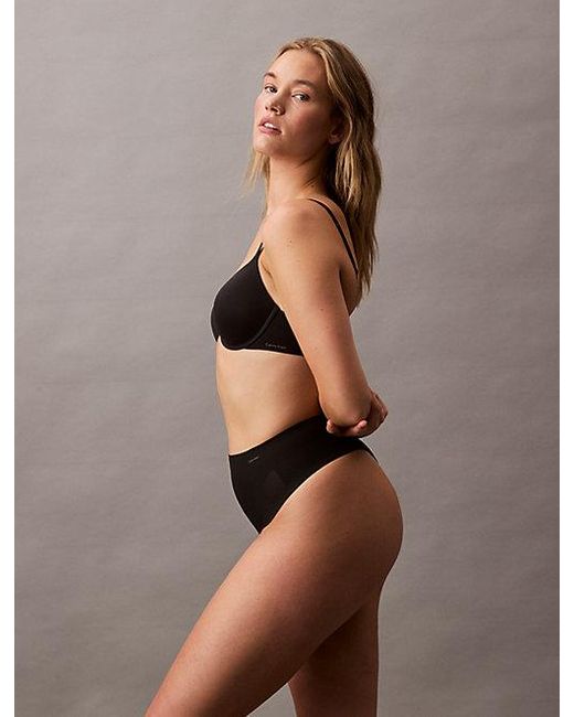 Calvin Klein Vormende Shapewear String in het Brown
