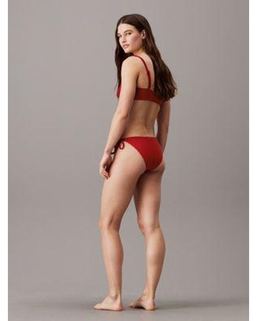 Parte de abajo de bikini con lazadas - Archive Rib Calvin Klein de color Red