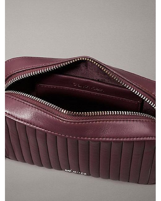Calvin Klein Doorgestikte Crossover in het Brown