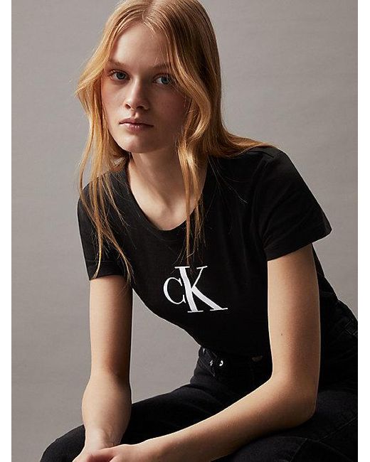 Calvin Klein Blue Jeans Slim Monogram T-Shirt