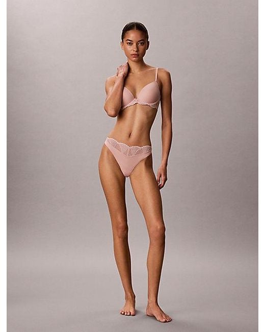 Calvin Klein Natural Thong Perfectly Fit Lace