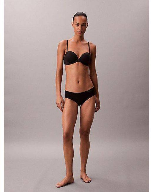 Calvin Klein Strapless Push-Up Bh in het Black