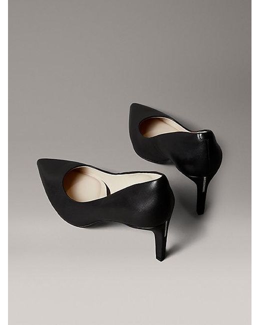 Calvin Klein Gray Pumps Aus Leder