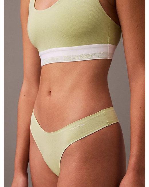 Calvin Klein String in het Brown