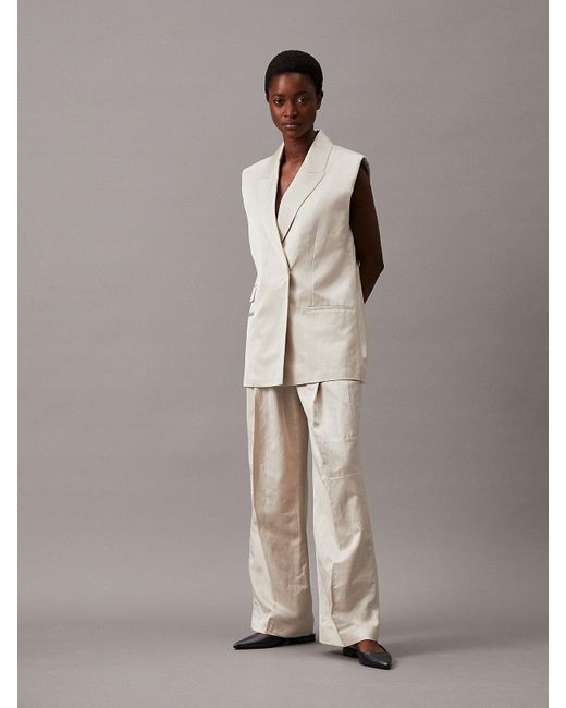 Veste sans manches cintrée relaxed en viscose Calvin Klein en coloris White