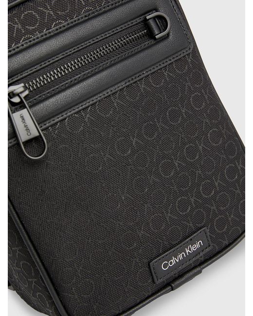Petit sac reporter convertible avec logo Calvin Klein pour homme en coloris Black