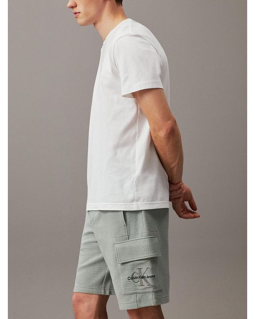 Short de jogging cargo gaufré Calvin Klein pour homme en coloris Gray