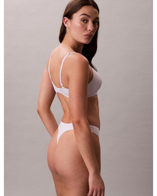 String Calvin Klein en coloris Multicolor