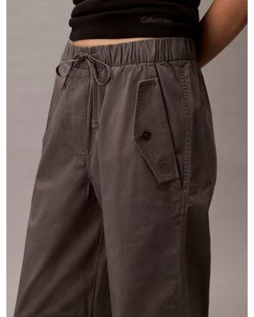 Shorts cargo de sarga de algodón Calvin Klein de color Gray