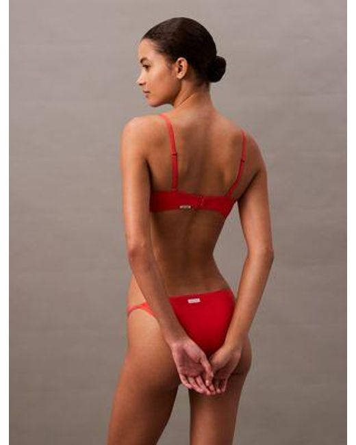 Sujetador demi invisible - Cotton Modal Bare Calvin Klein de color Red