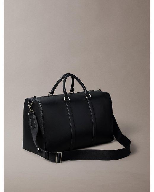 Borsa A Sacco Micro Martellata di Calvin Klein in Gray da Uomo