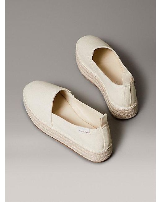 Calvin Klein Canvas Plateau-Espadrilles in het Metallic