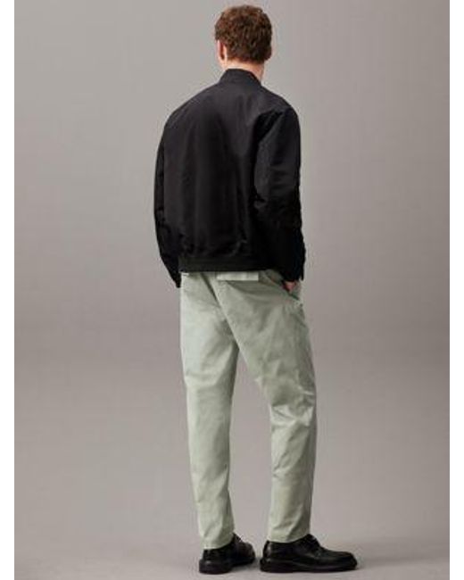 Calvin Klein Tapered Twill-Hose mit Bundfalten in Gray für Herren