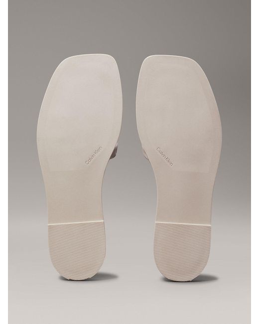 Sandales tissées Calvin Klein en coloris Gray