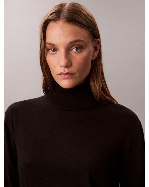 Maglione A Collo Alto di Calvin Klein in Black