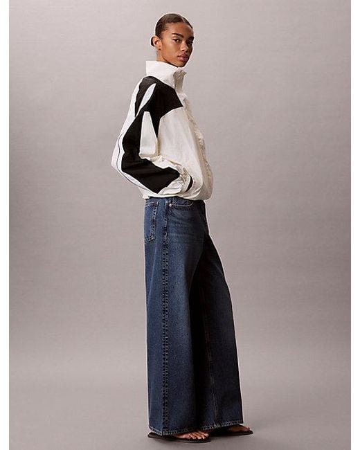 Calvin Klein Waterafstotend Performance Trainingsjack in het Blue
