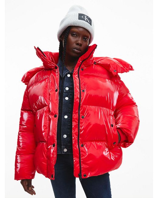 Calvin Klein Oversized Shiny Puffer Jacket in Red | Lyst UK