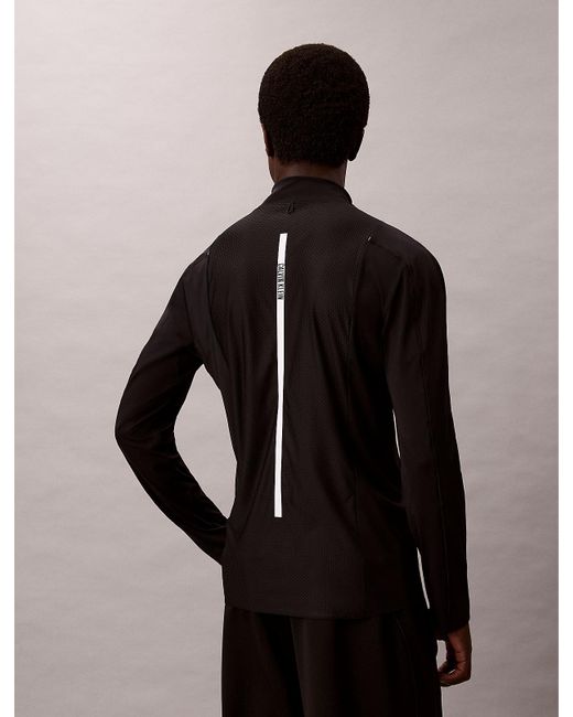 Calvin Klein Black Performance 1/4 Zip Long Sleeve Gym T-Shirt for men