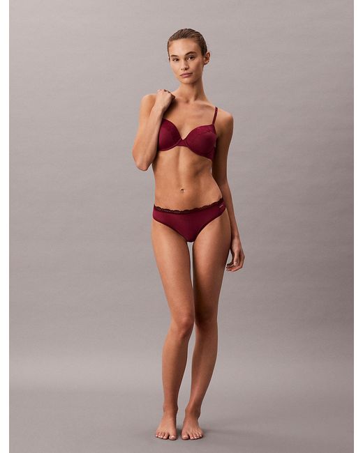 String Taille Basse Calvin Klein en coloris Brown